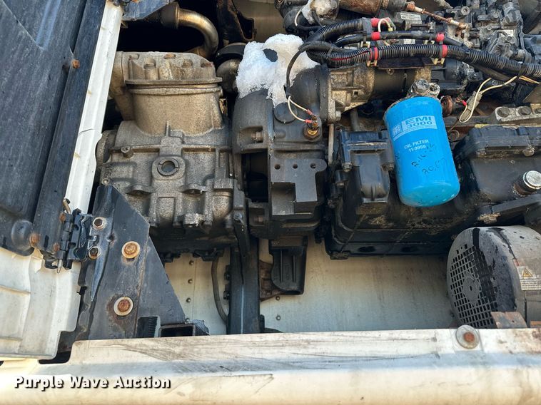 image for item DQ7410 2015 Great Dane  refrigerated van trailer