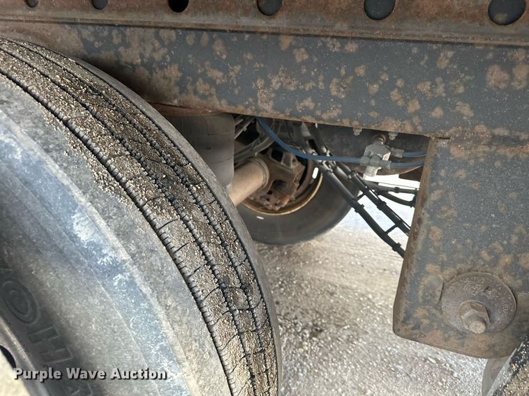 image for item DQ7410 2015 Great Dane  refrigerated van trailer