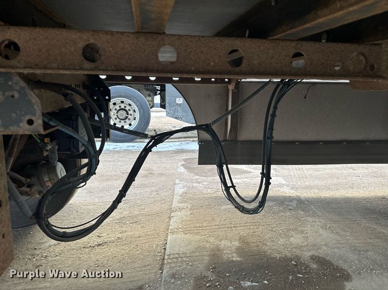 image for item DQ7410 2015 Great Dane  refrigerated van trailer