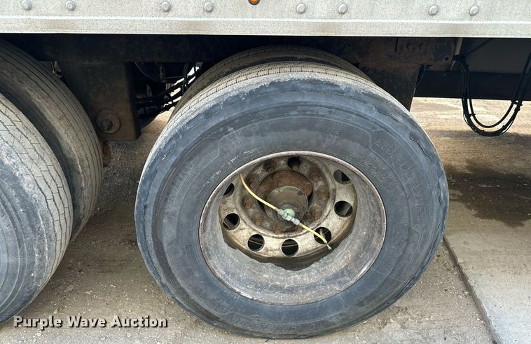 image for item DQ7410 2015 Great Dane  refrigerated van trailer