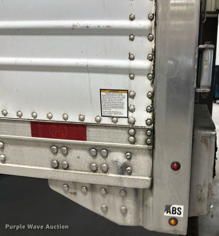 image for item DQ7411 2014 Great Dane ESS-1114-31053  refrigerated van trailer