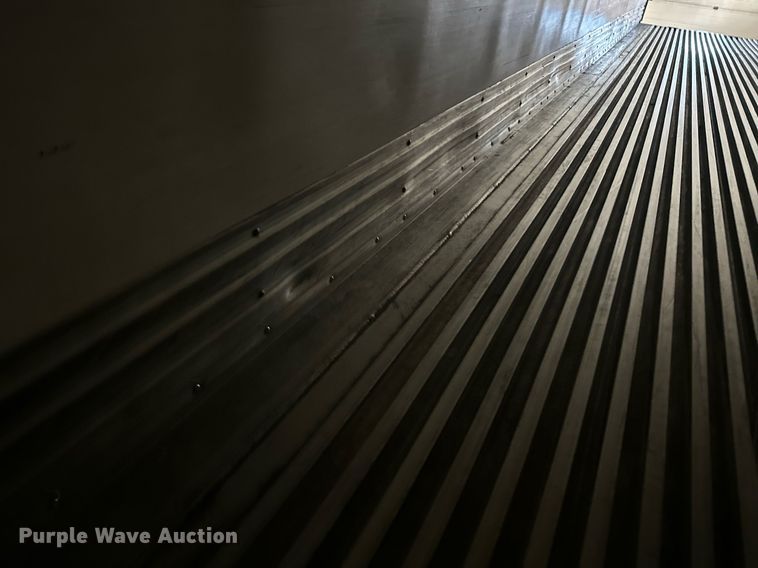 image for item DQ7411 2014 Great Dane ESS-1114-31053  refrigerated van trailer