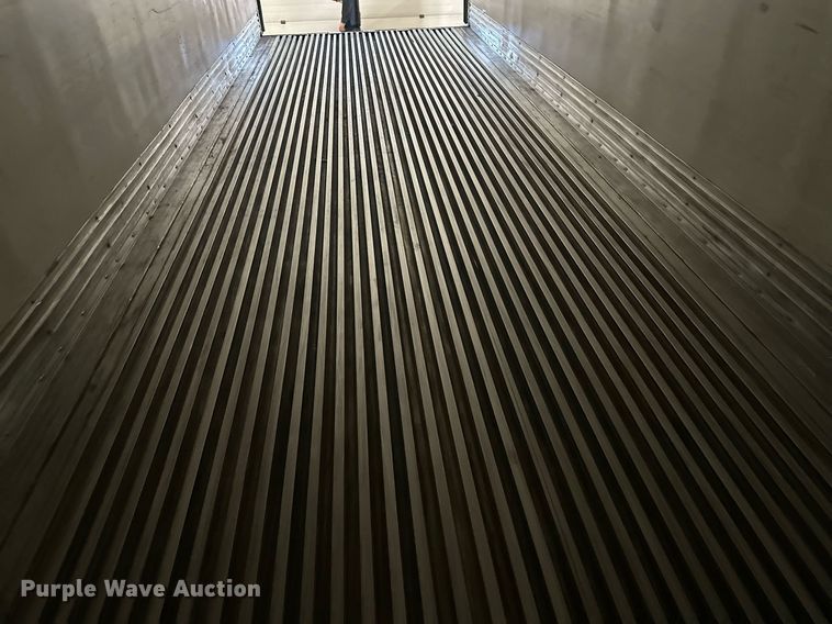 image for item DQ7411 2014 Great Dane ESS-1114-31053  refrigerated van trailer