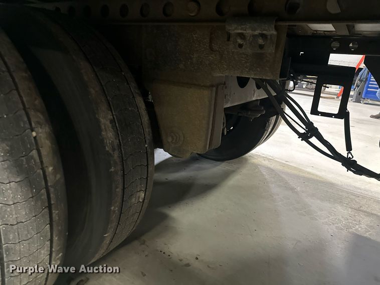 image for item DQ7411 2014 Great Dane ESS-1114-31053  refrigerated van trailer