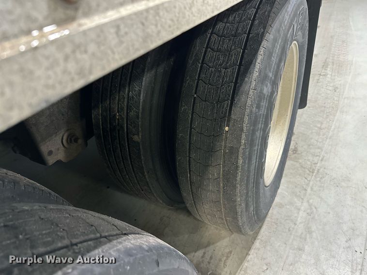 image for item DQ7411 2014 Great Dane ESS-1114-31053  refrigerated van trailer