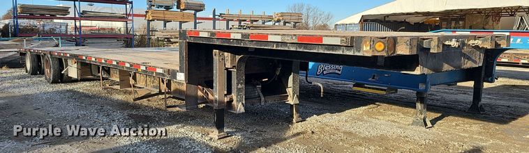 image for item DQ8498 2007 Fontaine  drop deck trailer