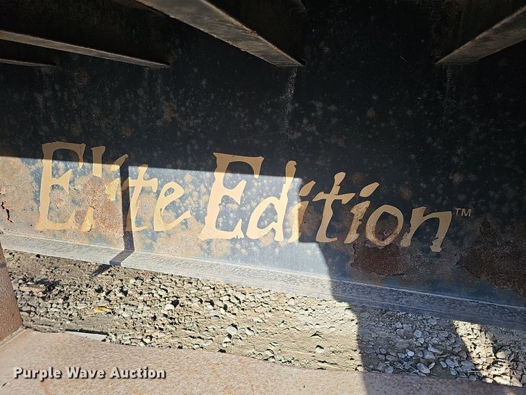 image for item DQ8498 2007 Fontaine  drop deck trailer