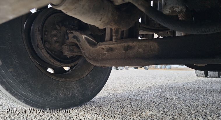 image for item DQ8554 2000 Peterbilt 379  semi truck