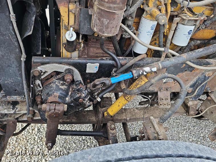 image for item DQ8554 2000 Peterbilt 379  semi truck