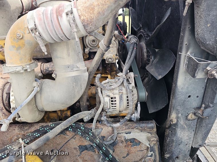 image for item DQ8554 2000 Peterbilt 379  semi truck