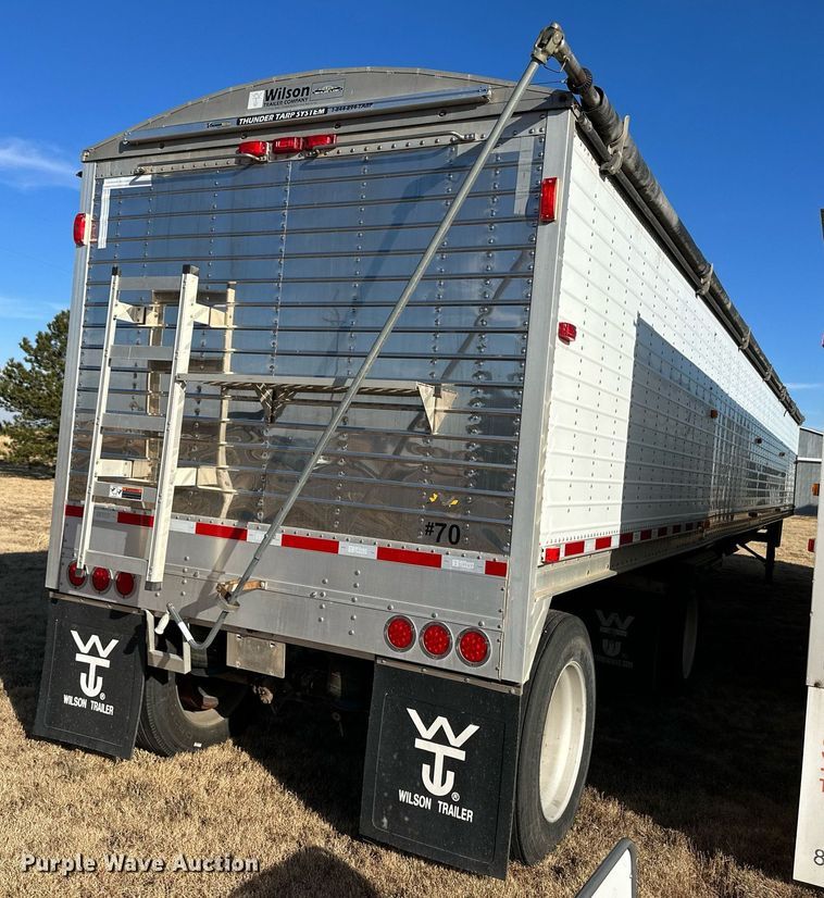 image for item EK9878 2011 Wilson DWH-500  grain trailer