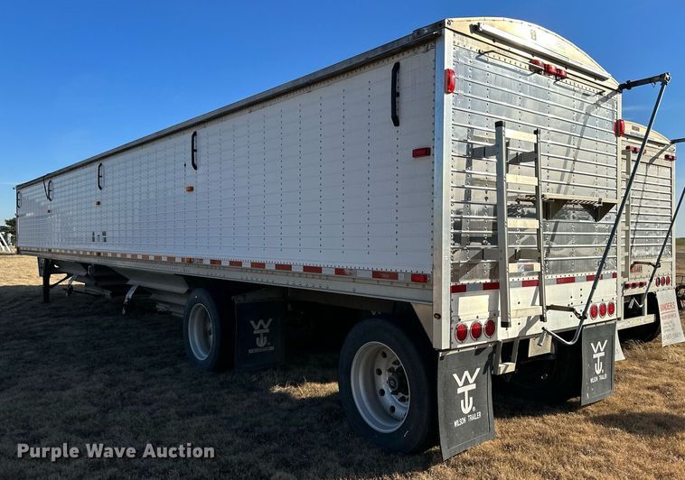 image for item EK9878 2011 Wilson DWH-500  grain trailer