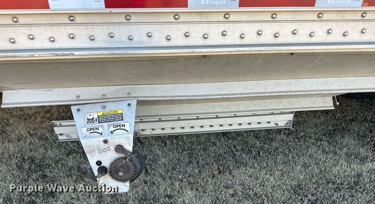 image for item EK9878 2011 Wilson DWH-500  grain trailer