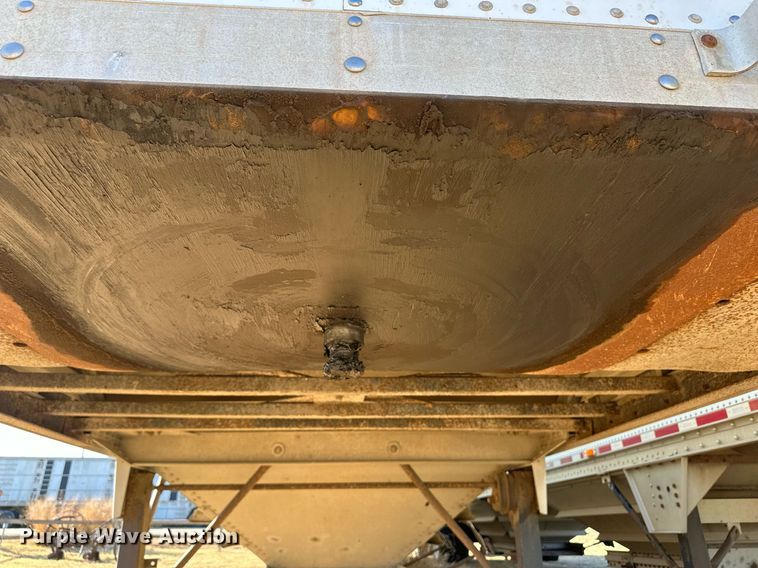 image for item EK9879 2003 Timpte  grain trailer