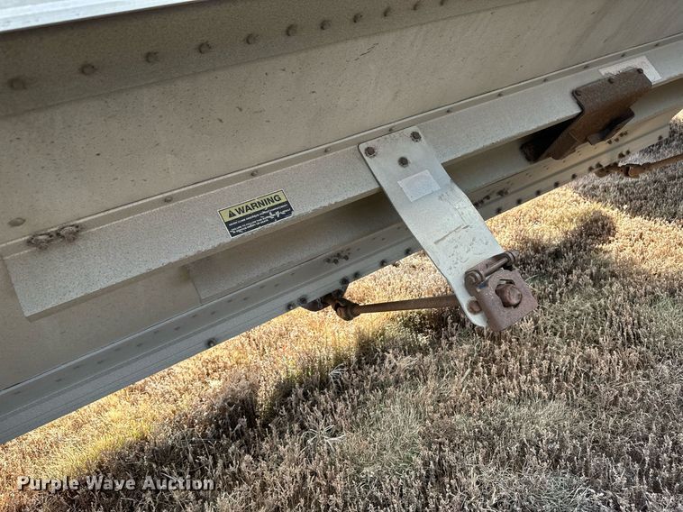 image for item EK9879 2003 Timpte  grain trailer