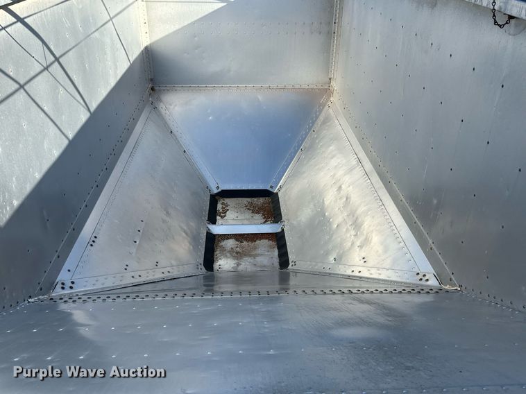 image for item EK9879 2003 Timpte  grain trailer