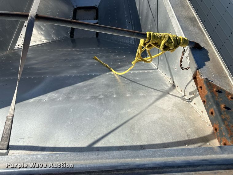 image for item EK9879 2003 Timpte  grain trailer