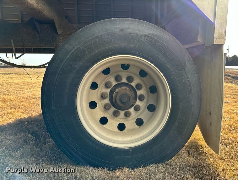 image for item EK9879 2003 Timpte  grain trailer