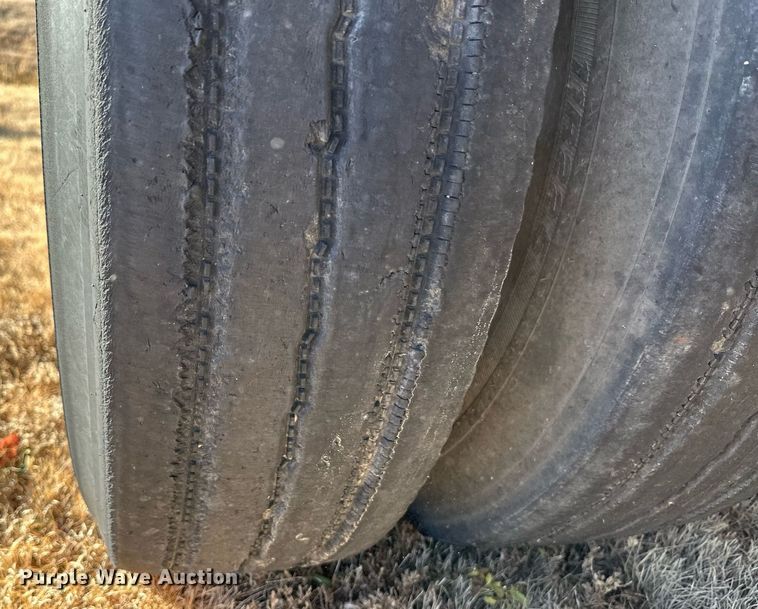 image for item EK9879 2003 Timpte  grain trailer