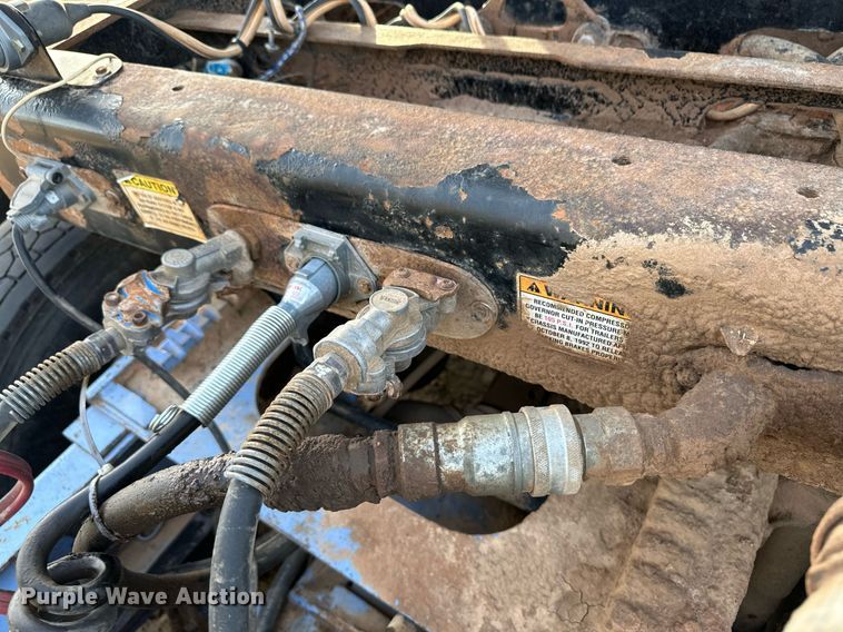 image for item EK9880 2012 SmithCo Manufacturing Co. Inc. SX2-42-34  side dump trailer