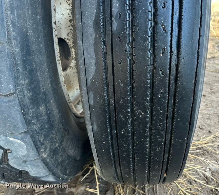 image for item EK9880 2012 SmithCo Manufacturing Co. Inc. SX2-42-34  side dump trailer