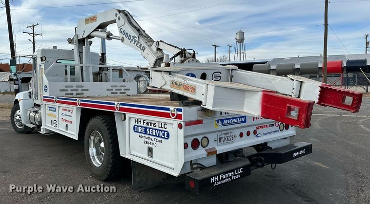 image for item IB9281 2008 Kenworth T370  tire service truck