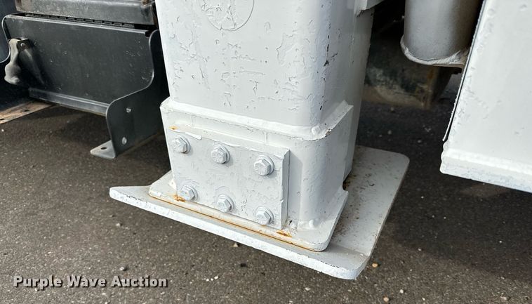 image for item IB9281 2008 Kenworth T370  tire service truck