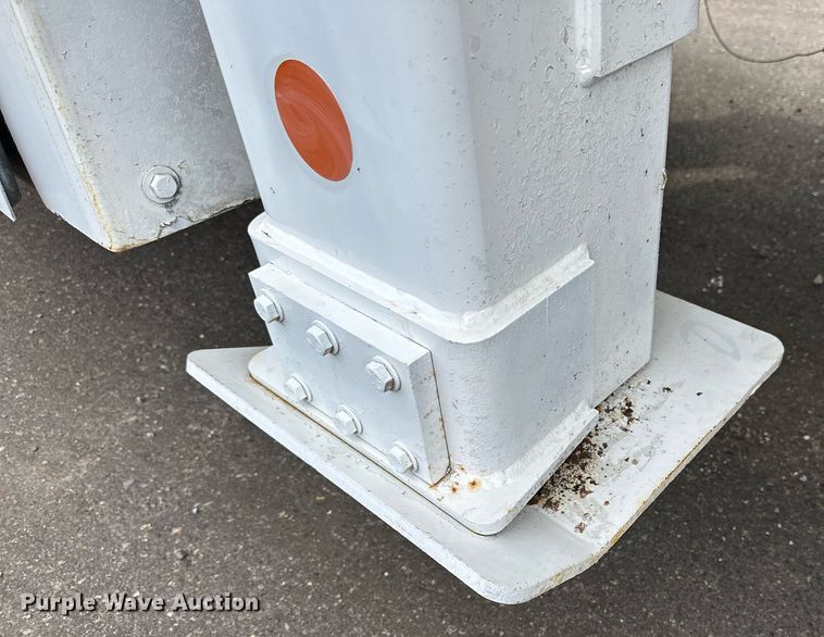 image for item IB9281 2008 Kenworth T370  tire service truck