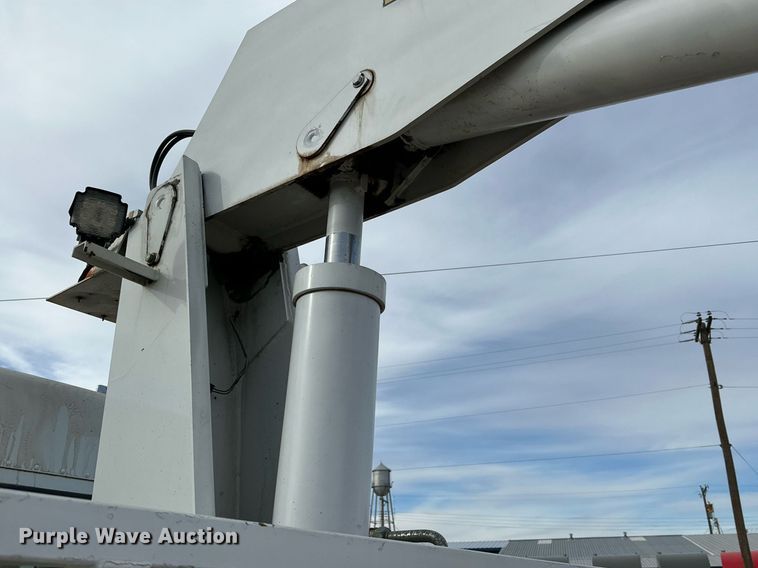 image for item IB9281 2008 Kenworth T370  tire service truck