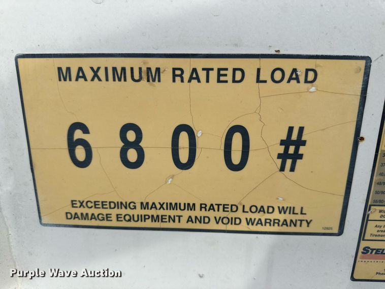 image for item IB9281 2008 Kenworth T370  tire service truck