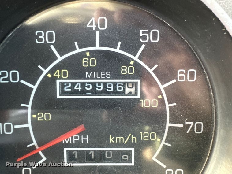 image for item IB9281 2008 Kenworth T370  tire service truck