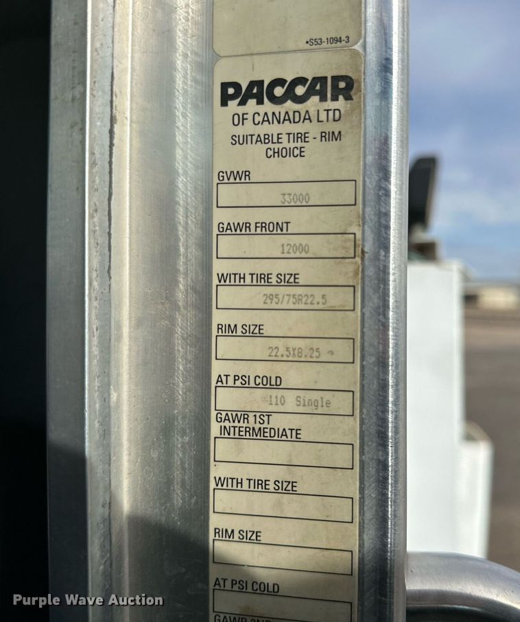 image for item IB9281 2008 Kenworth T370  tire service truck