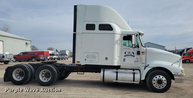 image for item LC9501 2007 International 9400i  semi truck