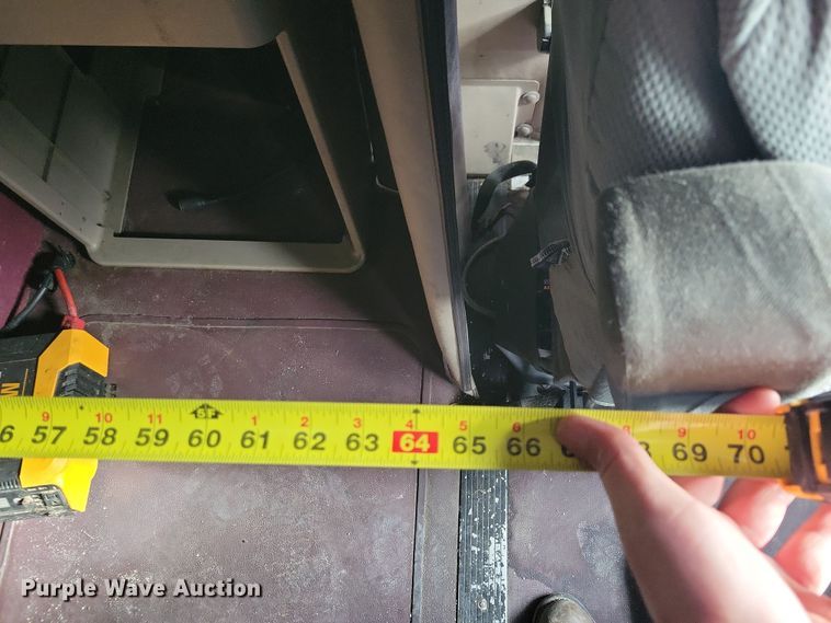 image for item LC9501 2007 International 9400i  semi truck