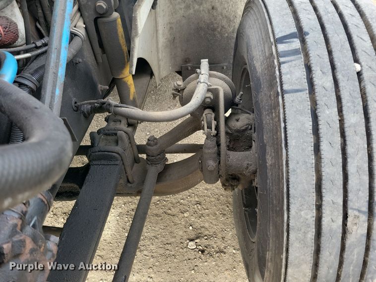 image for item LC9501 2007 International 9400i  semi truck