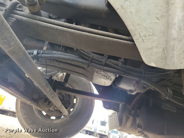 image for item LC9501 2007 International 9400i  semi truck