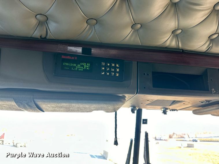 image for item LH9036 2007 Kenworth T800  semi truck