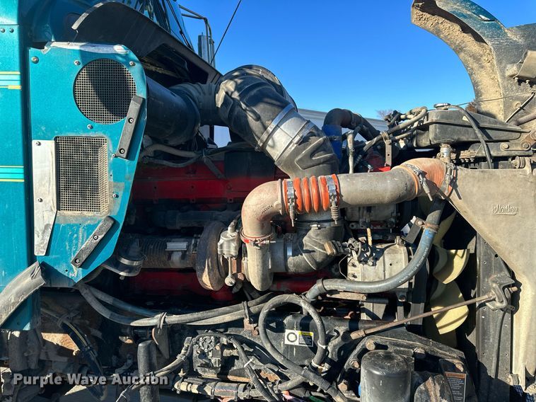 image for item LH9036 2007 Kenworth T800  semi truck