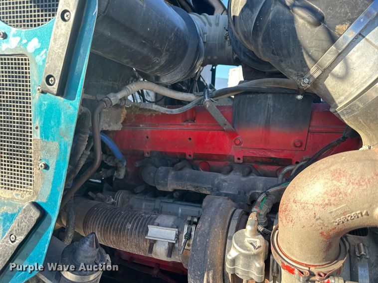 image for item LH9036 2007 Kenworth T800  semi truck