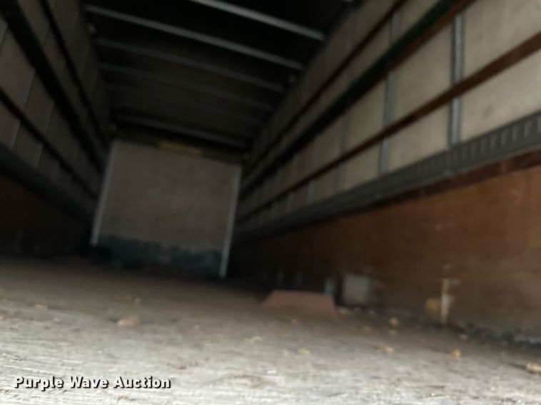 image for item LH9037 1999 Ford F800  box truck