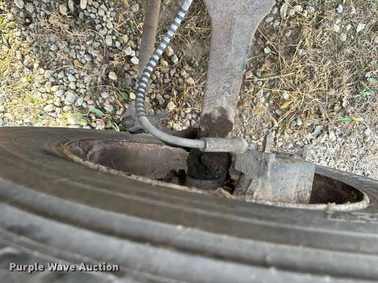 image for item LH9037 1999 Ford F800  box truck