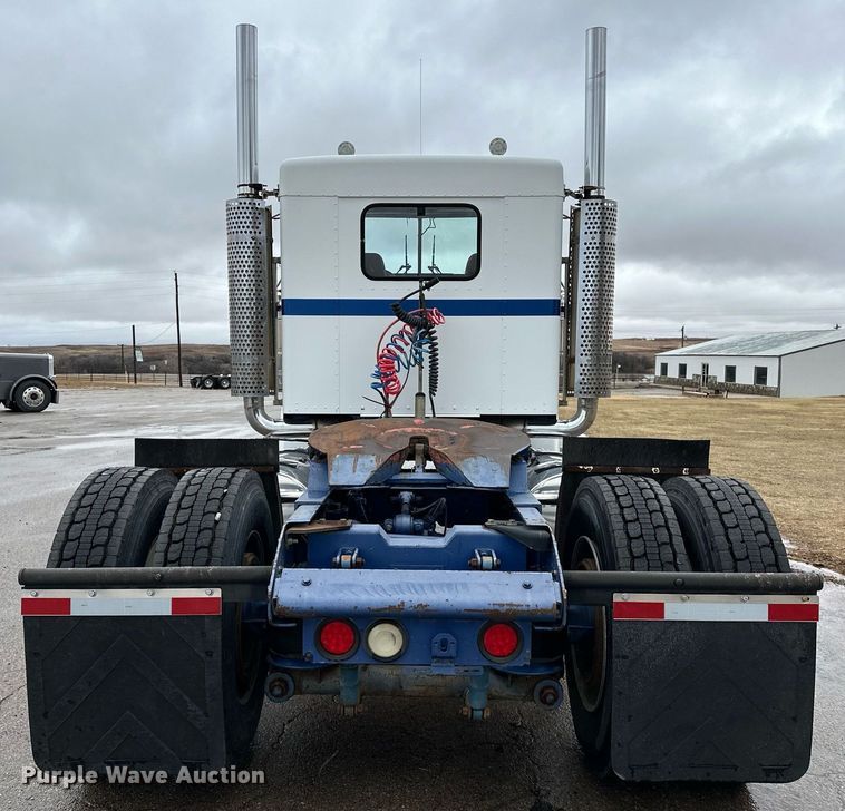 image for item LK9741 1987 Kenworth W900  semi truck