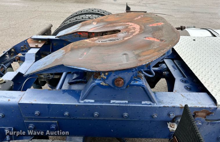 image for item LK9741 1987 Kenworth W900  semi truck