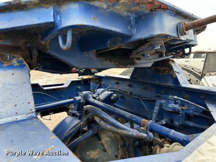 image for item LK9741 1987 Kenworth W900  semi truck