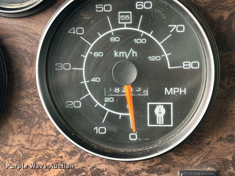 image for item LK9741 1987 Kenworth W900  semi truck