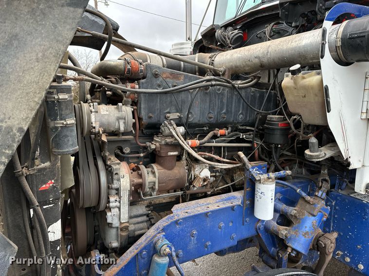 image for item LK9741 1987 Kenworth W900  semi truck