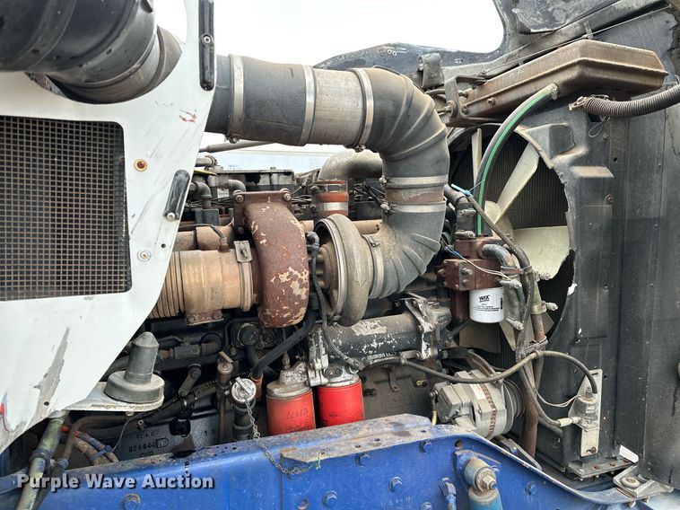 image for item LK9741 1987 Kenworth W900  semi truck