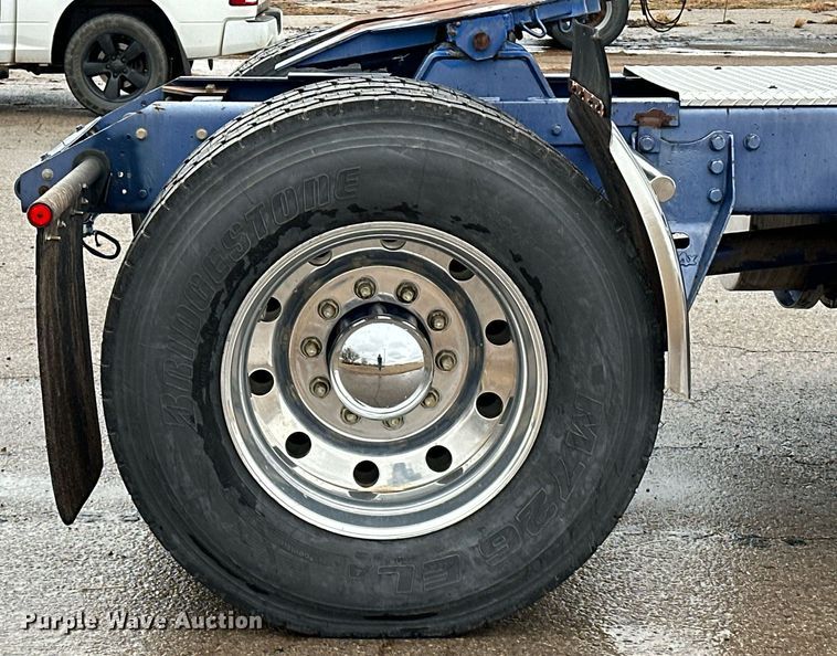 image for item LK9741 1987 Kenworth W900  semi truck