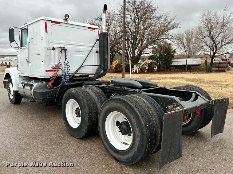 image for item LK9742 1986 Volvo White  semi truck