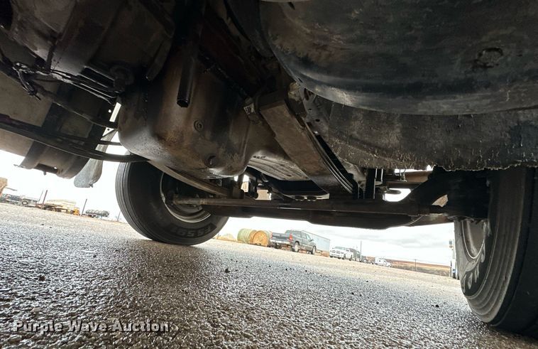 image for item LK9742 1986 Volvo White  semi truck